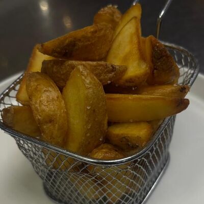 Картофельные дольки фри в Сытый Мишка по цене 290 ₽