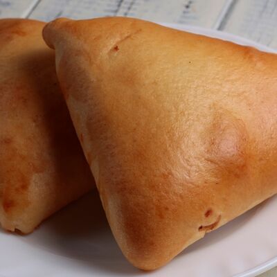 Пирожок с капустой в Evecta Ловозеро по цене 124 ₽