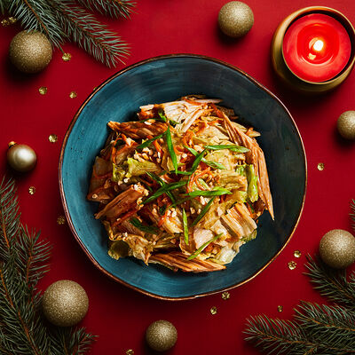 Салат со спаржей в соусе Пад тай в KANNAM CHICKEN по цене 539 ₽