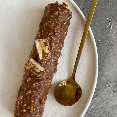 Батончик Сникерс в Tortterry по цене 300