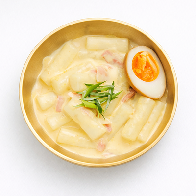 Ттокпокки карбонара в Soju по цене 399 ₽