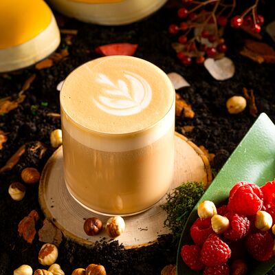 Капучино Малиновый Орешек в Baggins Coffee по цене 415 ₽