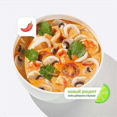 Том Ям с кальмаром и креветками в Много лосося по цене 625