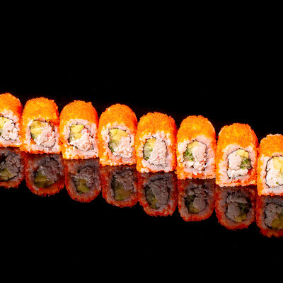 Ролл Калифорния с камчатским крабом в Yo! curry & sushi по цене 990 ₽