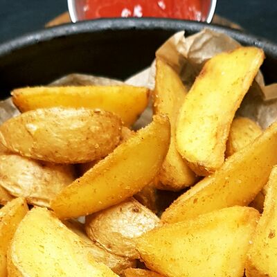 Картофель по-деревенски в Travel Рестобар по цене 330 ₽