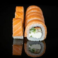 Филадельфия с угрем в Sushiman