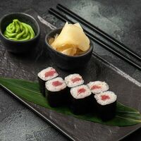 Маки тунец в Sushi City