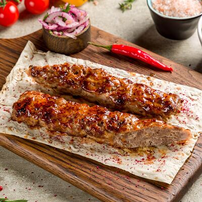 Люля-кебаб говяжий в Halal Grill по цене 890 ₽