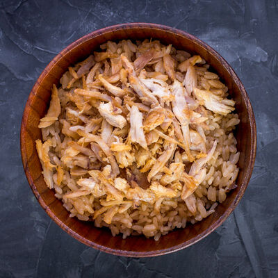 Рис с курицей в Цветение Сакуры по цене 740 ₽