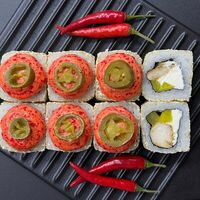 Запеченный ролл с курицей в Моремания Food
