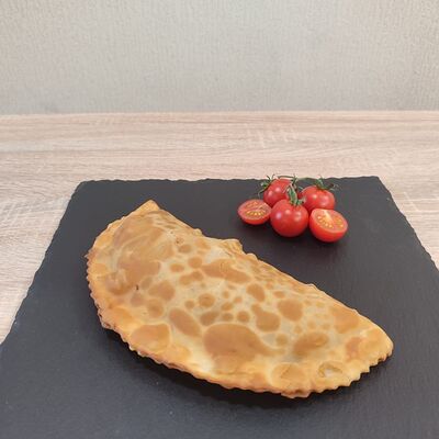 Чебурек с мясом в НаЛАВАше на Куликовой по цене 244 ₽