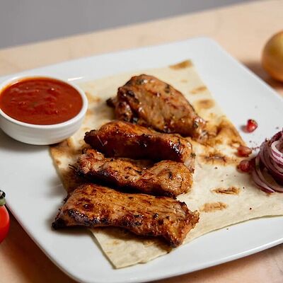 Свиная шейка в Тандырофф по цене 530 ₽