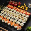 Сет Лучше чем бургер, ассорти кинг рис в Веселый Самурай SUSHI PREMIUM по цене 4420