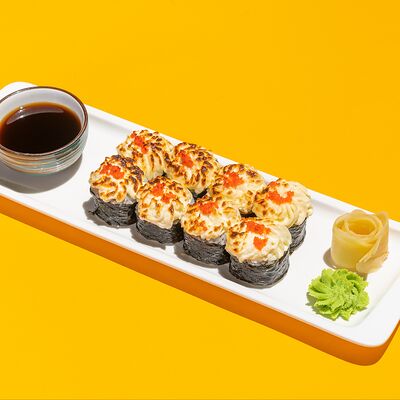 Запечённый ролл с сёмгой в Kiss по цене 430