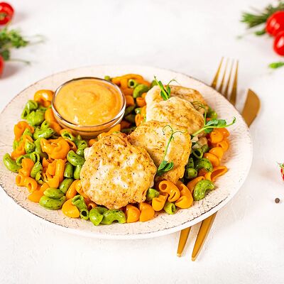Медальонки куриные с разноцветными макаронами в У Палыча. С пылу, с жару! по цене 323 ₽