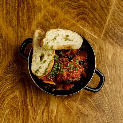 Мидии в томатном соусе с чоризо в Траттория медичи по цене 1260 ₽