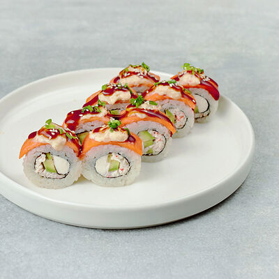 Запеченный в лососе с крабом в Мэджик ролл по цене 1329 ₽