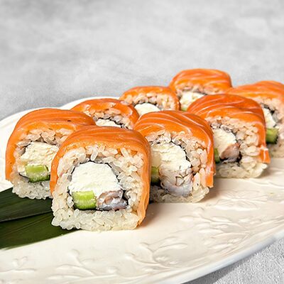 Ролл Филадельфия с креветкой в MaMa Mia по цене 742 ₽