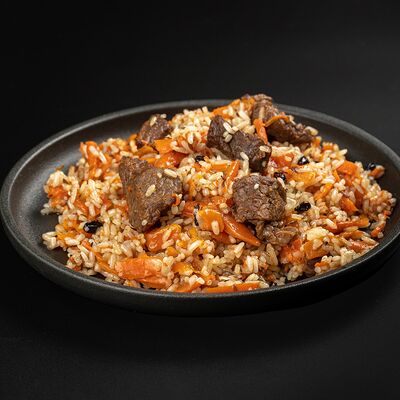 Плов с говядиной в Шаверма по цене 450 ₽