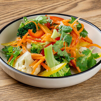 Салат Брокколи по-корейски в Лисичкино Чехова по цене 315 ₽