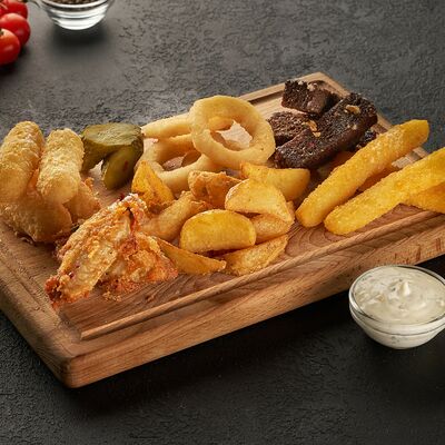 Ассорти закусок к пиву в Хмель и солод по цене 899 ₽