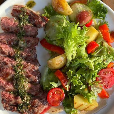 Стейк-салат в Gosti по цене 829 ₽