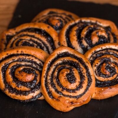 Сдоба с маком в Поль Бейкери по цене 220 ₽