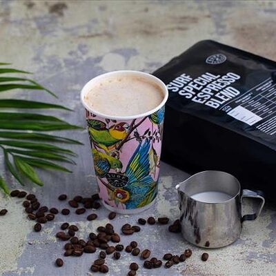 Раф Medium в Surf Coffee x Travel по цене 395 ₽