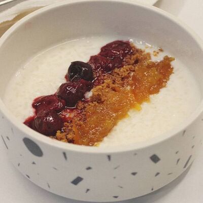 Рисовая каша с домашним мармеладом в Collision Coffeefood по цене 460 ₽