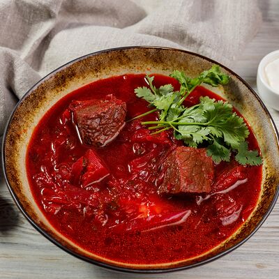 Борщ в Вертел & Мясо по цене 390 ₽