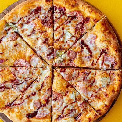 Пицца Деревенская в FixRolls по цене 569 ₽