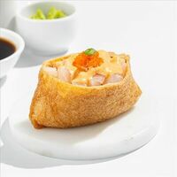 Инари с морским окунем в SeabasSushi