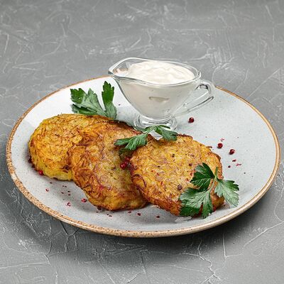 Драники с мясом в Корчма по цене 350