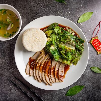 Ком вит в Pho Ngon по цене 749 ₽