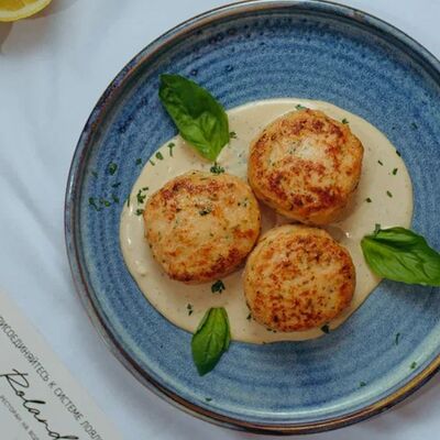 Кефтедес из креветки, краба и форели в Роланд по цене 1060 ₽