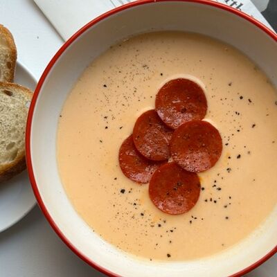 Сырный крем-суп с пепперони в Свидание по цене 440 ₽