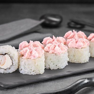 Ролл Лава с креветкой в Суши Мастер по цене 419 ₽