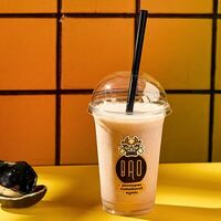 Клубничный шейк в Bao