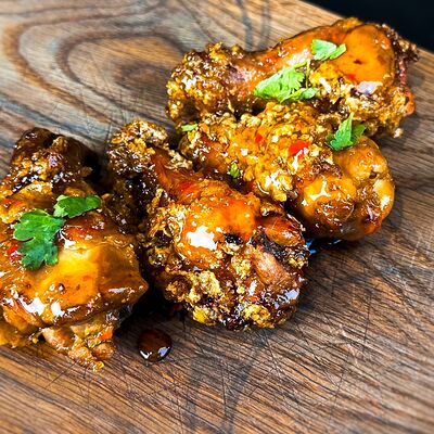 Куриные крылья по-корейскив ЖаРим в КайФ по цене 460 ₽