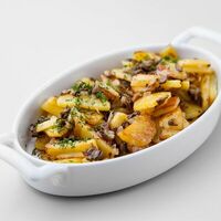 Картофель, жаренный с грибами в Хуторок
