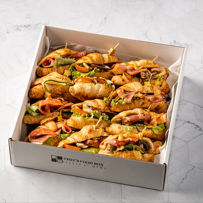 Box мини-круассаны №1 M в CHEF'S FOOD BOX по цене 2270 ₽