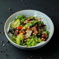 Салат с хрустящими баклажанами и муссом из Брынзы в Mesto Sushi & Grill