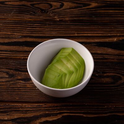 Авокадо 50 гр в Luciano по цене 250 ₽