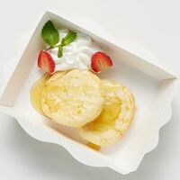 Сырник классический с медом в Life Time Cafe