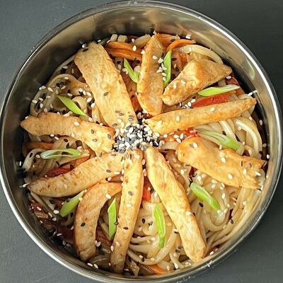 Удон с курицей Терияки в ГансРолл по цене 435 ₽