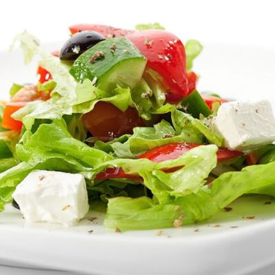 Салат Греческий в Ostrov по цене 430 ₽