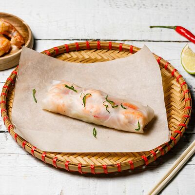 Гой Куон (фреш-ролл с овощами и креветкой) в Дядюшка Фо по цене 360 ₽