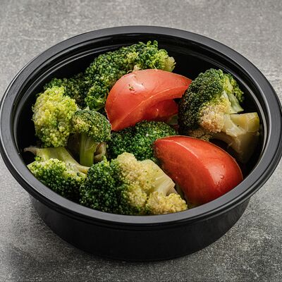 Брокколи с помидорами в Tagam по цене 1280 ₸