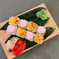 Запечённый ролл с лососемв Bon appetit