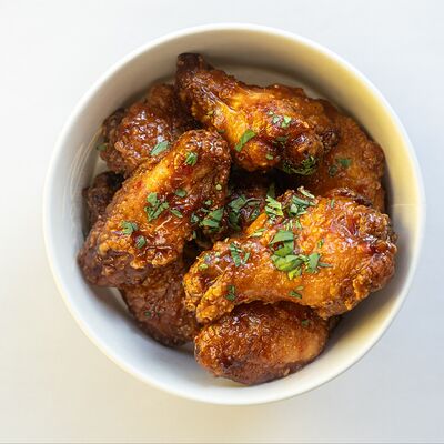 Крылышки куриные оригинальные в Soul Burger по цене 360 ₽